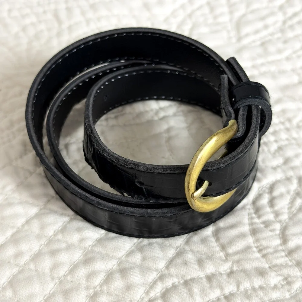 90s Black Croc Embossed Skinny Belt Brass Buckle Glossy Equestrian Minimalist OS
